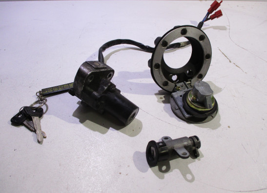 Slotenset Yamaha TDM