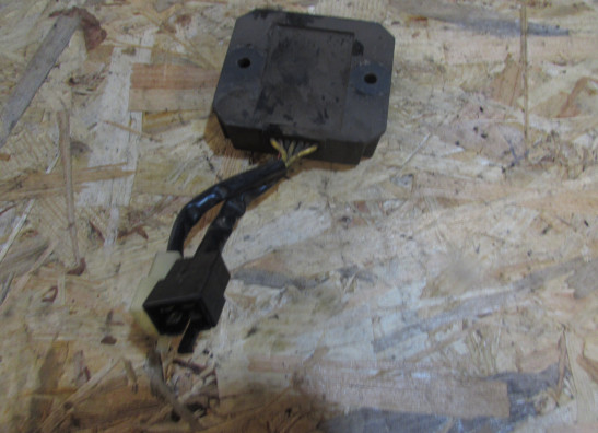 Regler Gleichrichter Honda VF 750 C Magna