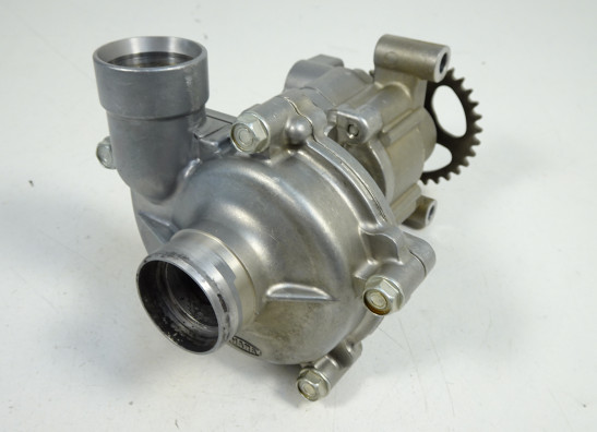 Water pump Yamaha FZ1