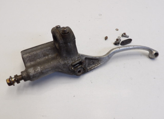 Front brake master cylinder  Suzuki VS 700 Intruder