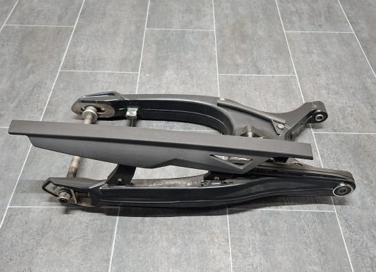 Achterbrug BMW F 800 GS