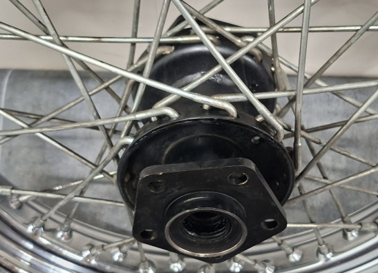 Voorvelg Harley Davidson FLSTN Deluxe
