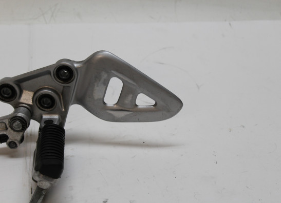 Main step holder left Suzuki GSX R 1300 Hayabusa