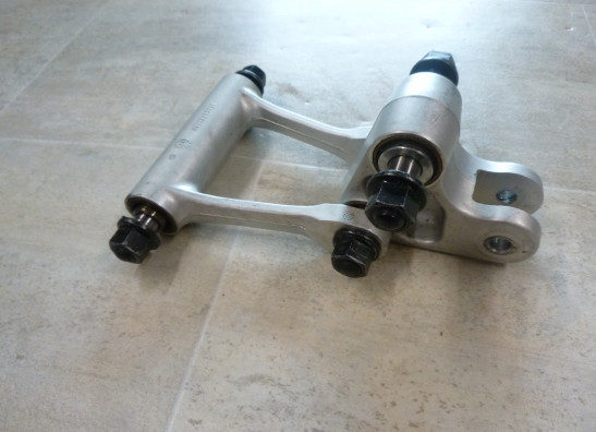 Link systeem achterveer KTM 690 Duke 4 2012-2015