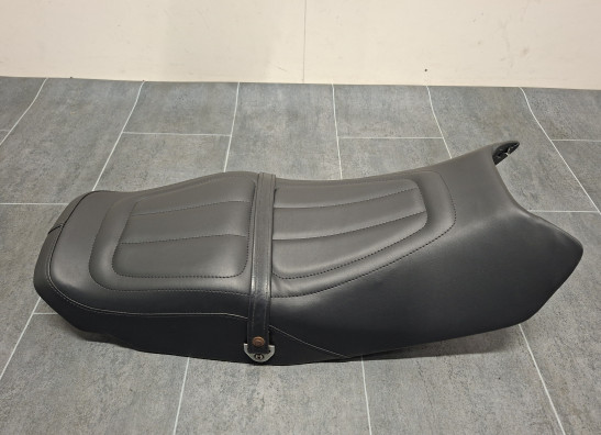 Zadel Honda VF 700  750 S Sabre