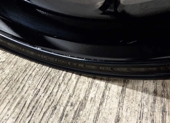 Achtervelg Yamaha Niken GT