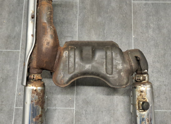 Uitlaat Honda VT 500