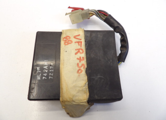 CDI ECU unit Honda VFR 750