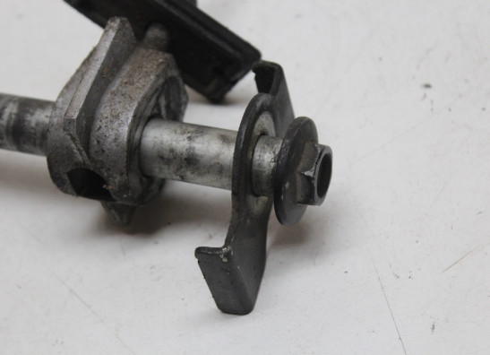 Achteras Kawasaki ER 5