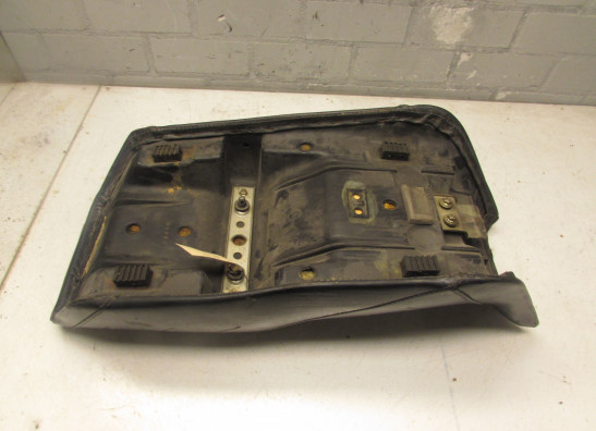 Buddy zadel Suzuki GSX 550 EF