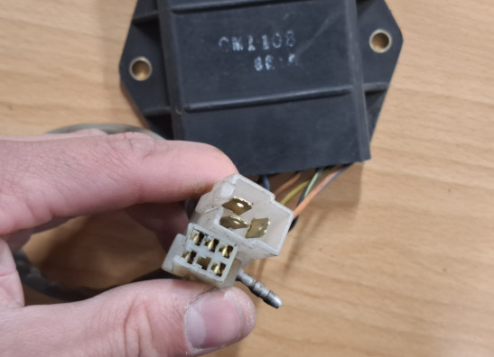 CDI ECU unit Suzuki RGV 250