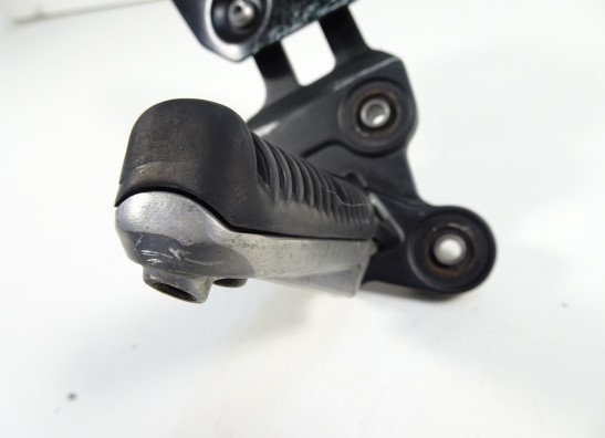 Fussrastetrager vorne rechts Yamaha Tracer 700