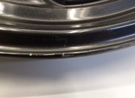 Front Wheel Suzuki GSF 600 650 Bandit 