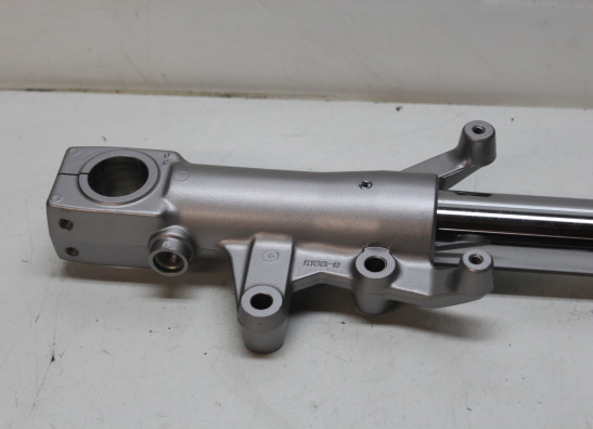 Standrohr rechts unten Kawasaki ZXR 750 R