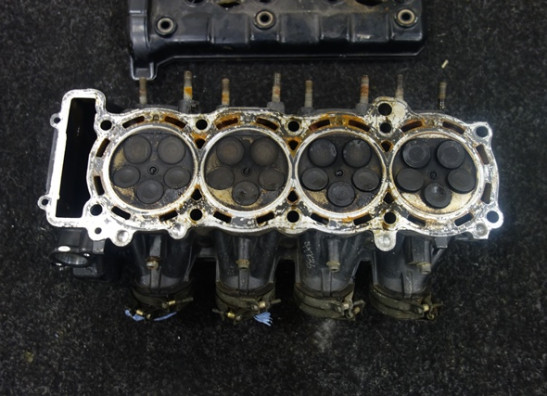 Cylinder head Yamaha YZF R1