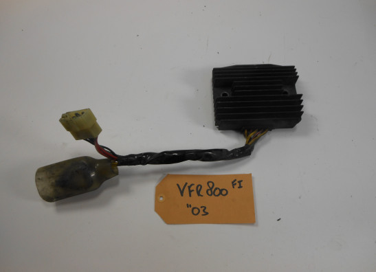 Regulator rectifier  Honda VFR 800 I