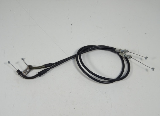 Throttle cable Suzuki GSR 600