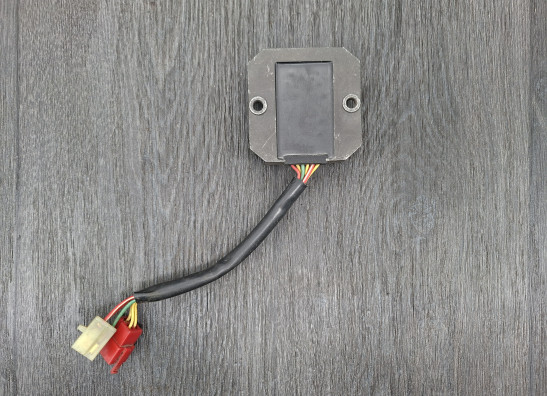 Spanningsregelaar Honda NX 650 Dominator