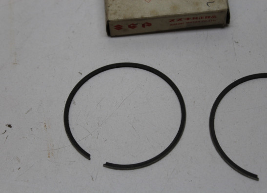 Zuigerveer Suzuki GT 550