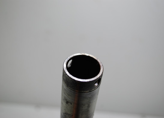 Axle front Triumph 595 T Daytona