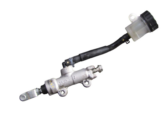 Rempomp achter Kawasaki Ninja 650