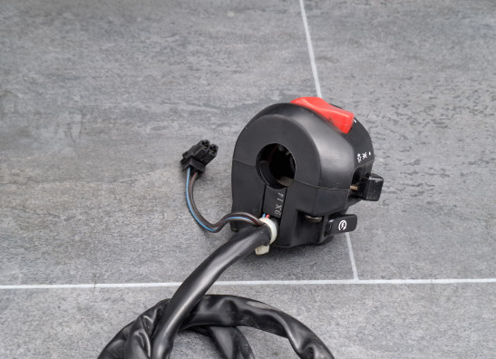 Lenkerschalter rechts Suzuki GSX R 1300 Hayabusa