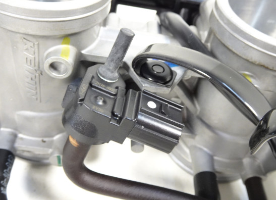 Throttle body Kawasaki Ninja 650