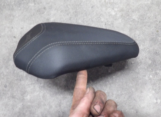 Buddy zadel Benelli TRK 702