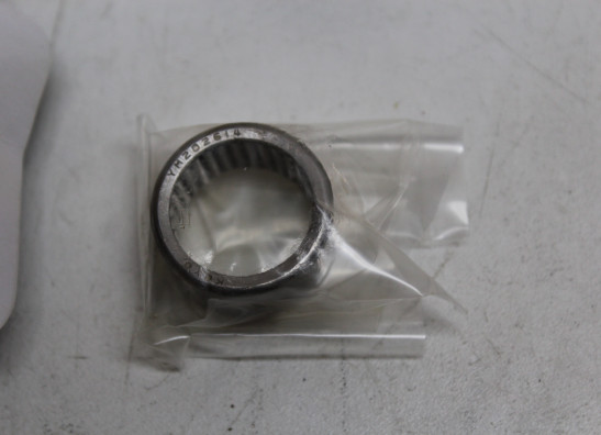Cushion connecting rod  Suzuki M 1800 Intruder