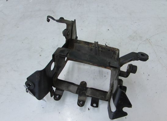 Batterie befestigung Suzuki GSX F 1100