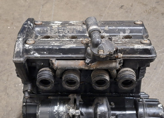 Engine Kawasaki GPZ 900