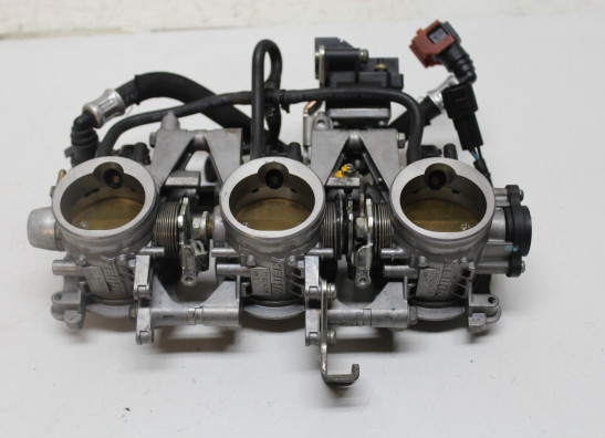 Gasklephuis Triumph Daytona 675 