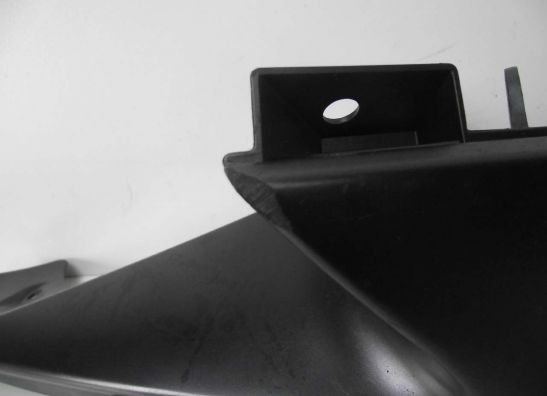 Rechter luchtbuis Suzuki GSX R 600