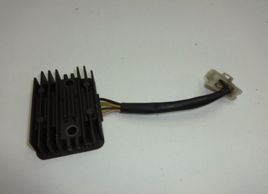 Regulator rectifier  Kawasaki ZZR 250