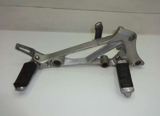 Fussrastetrager vorne rechts Suzuki GSX 550 EF