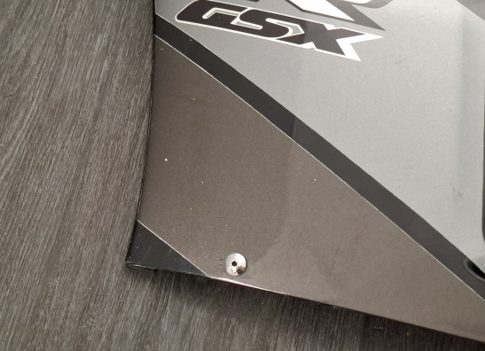 Cowl Left Suzuki GSX R 400