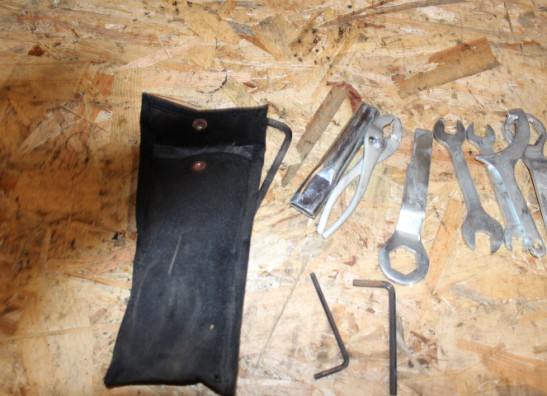 Tool set Kawasaki ER 6