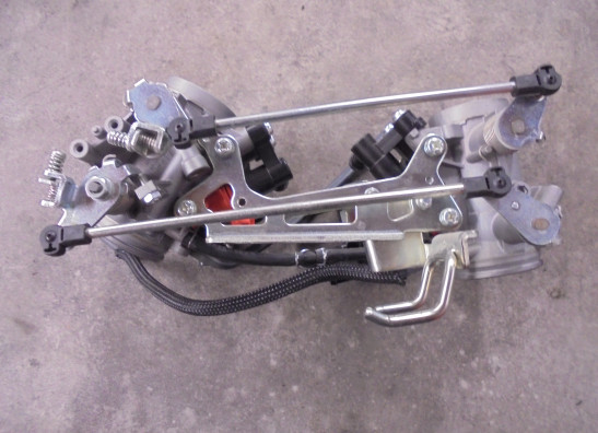 Gasklephuis Suzuki DL 650 V Strom XTA