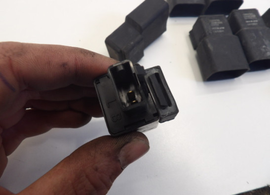 Relais unit Honda ST 1300 Pan European