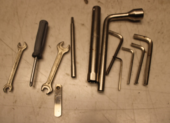 Bordwerkzeug BMW R 1100 RT