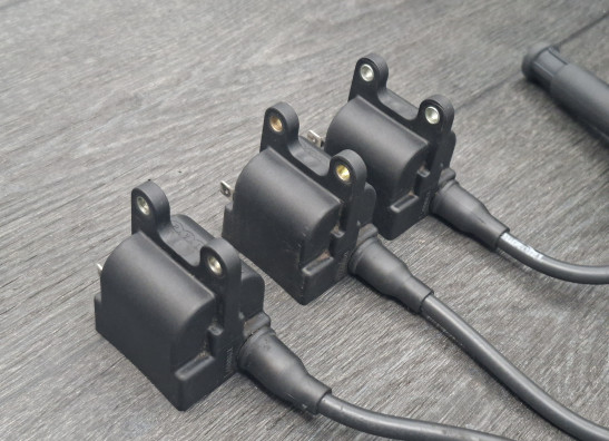 Bobine Triumph Trident 900