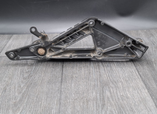 Fussrastetrager vorne links BMW K 75