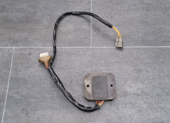 Regler Gleichrichter Honda VF 700  750 C Magna