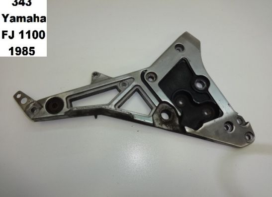 Fussrastetrager vorne rechts Yamaha FJ 1200