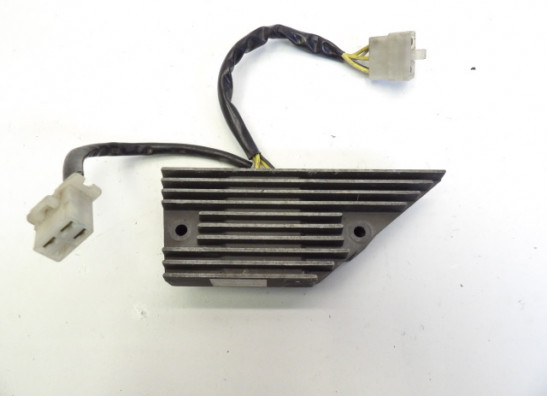 Regulator rectifier  Honda CB 700
