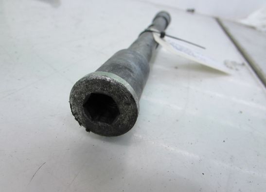 Axle front Kawasaki GPZ 1100