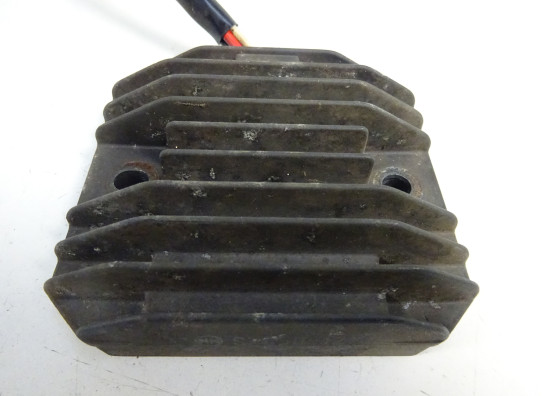 Spanningsregelaar Yamaha TDM