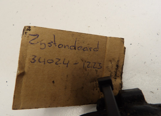 Standaard Kawasaki GPZ 500