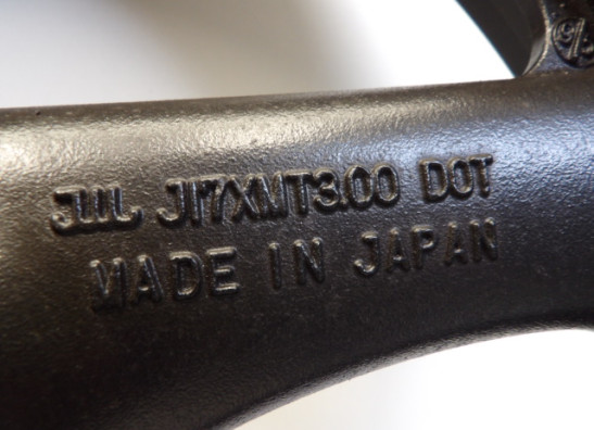 Front Wheel Suzuki GSF 600 650 Bandit 