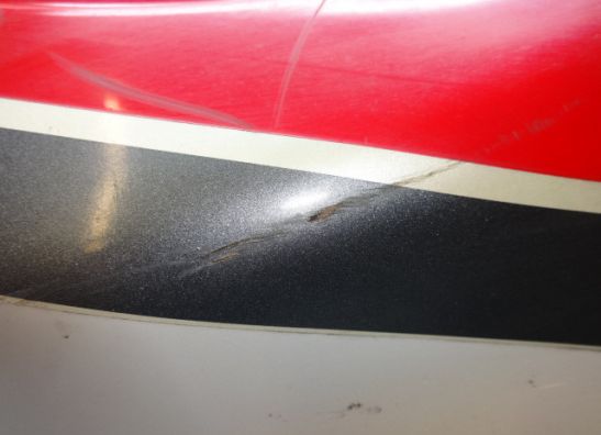 Rechter achterkant Suzuki GSX F 750